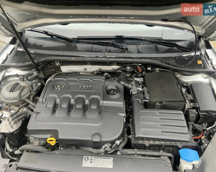 Серый Фольксваген Пассат, объемом двигателя 1.6 л и пробегом 320 тыс. км за 13500 $, фото 2 на Automoto.ua