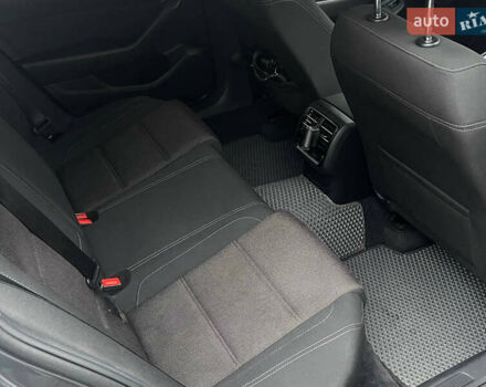 Сірий Фольксваген Пассат, об'ємом двигуна 1.97 л та пробігом 243 тис. км за 14900 $, фото 6 на Automoto.ua