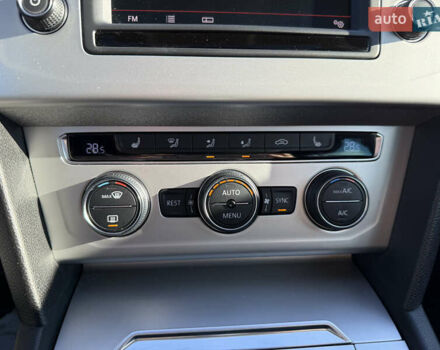 Серый Фольксваген Пассат, объемом двигателя 2 л и пробегом 195 тыс. км за 16999 $, фото 60 на Automoto.ua