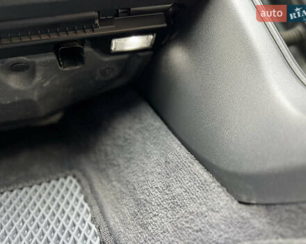 Серый Фольксваген Пассат, объемом двигателя 1.6 л и пробегом 265 тыс. км за 13200 $, фото 56 на Automoto.ua