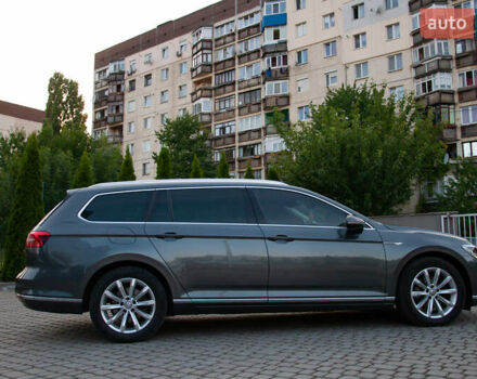 Фольксваген Пассат 2016 в Ужгороде на Automoto.ua Серый Фольксваген Пассат, объемом двигателя 1.97 л и пробегом 207 тыс. км за 18200 $, фото 6 на Automoto.ua