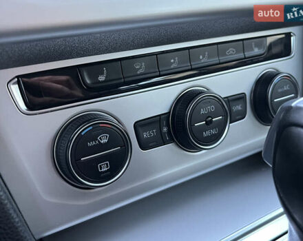 Серый Фольксваген Пассат, объемом двигателя 1.6 л и пробегом 262 тыс. км за 11800 $, фото 24 на Automoto.ua