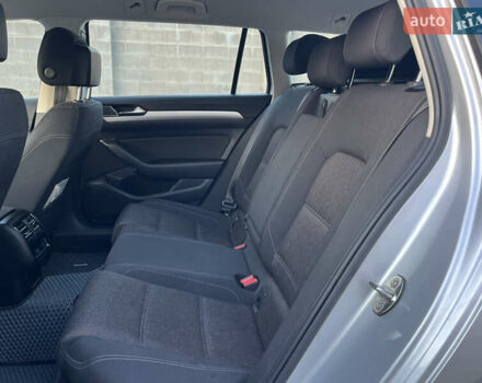 Серый Фольксваген Пассат, объемом двигателя 1.6 л и пробегом 262 тыс. км за 11800 $, фото 35 на Automoto.ua