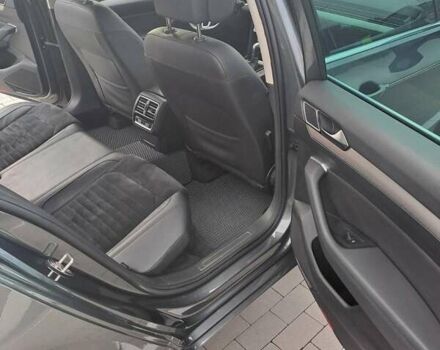 Серый Фольксваген Пассат, объемом двигателя 1.97 л и пробегом 250 тыс. км за 19000 $, фото 14 на Automoto.ua