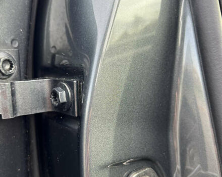 Серый Фольксваген Пассат, объемом двигателя 1.6 л и пробегом 265 тыс. км за 13200 $, фото 84 на Automoto.ua