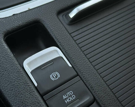 Сірий Фольксваген Пассат, об'ємом двигуна 1.6 л та пробігом 319 тис. км за 12200 $, фото 40 на Automoto.ua