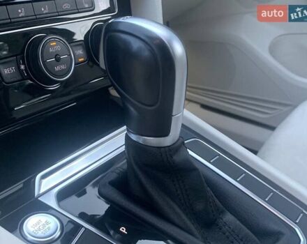 Серый Фольксваген Пассат, объемом двигателя 1.97 л и пробегом 231 тыс. км за 16000 $, фото 13 на Automoto.ua