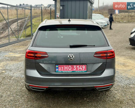 Сірий Фольксваген Пассат, об'ємом двигуна 2 л та пробігом 290 тис. км за 18850 $, фото 6 на Automoto.ua