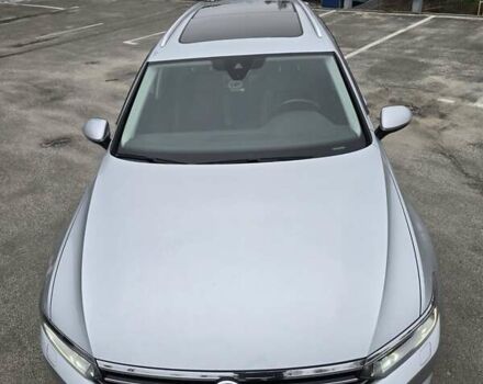 Серый Фольксваген Пассат, объемом двигателя 1.97 л и пробегом 198 тыс. км за 25000 $, фото 4 на Automoto.ua