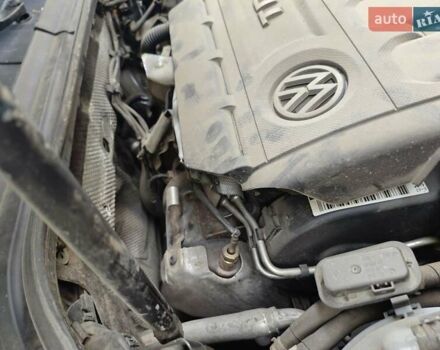 Серый Фольксваген Пассат, объемом двигателя 1.6 л и пробегом 190 тыс. км за 13900 $, фото 12 на Automoto.ua