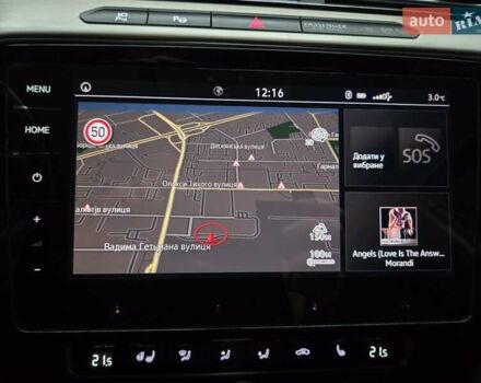 Серый Фольксваген Пассат, объемом двигателя 1.97 л и пробегом 198 тыс. км за 25000 $, фото 44 на Automoto.ua