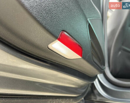 Серый Фольксваген Пассат, объемом двигателя 1.6 л и пробегом 265 тыс. км за 13200 $, фото 50 на Automoto.ua