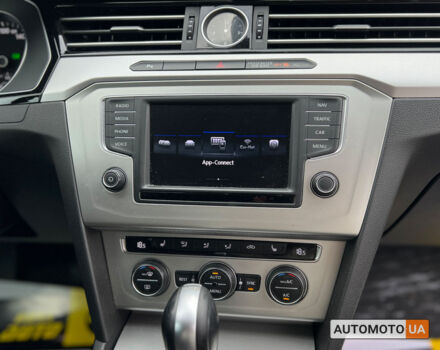 Серый Фольксваген Пассат, объемом двигателя 2 л и пробегом 275 тыс. км за 13990 $, фото 10 на Automoto.ua