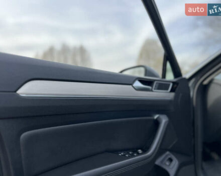 Серый Фольксваген Пассат, объемом двигателя 1.6 л и пробегом 265 тыс. км за 13200 $, фото 37 на Automoto.ua