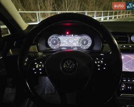 Серый Фольксваген Пассат, объемом двигателя 1.97 л и пробегом 198 тыс. км за 25000 $, фото 19 на Automoto.ua