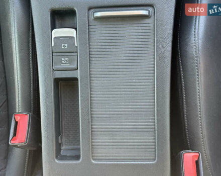 Сірий Фольксваген Пассат, об'ємом двигуна 1.6 л та пробігом 264 тис. км за 15800 $, фото 33 на Automoto.ua