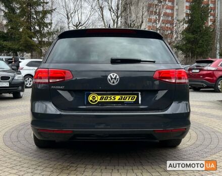 Серый Фольксваген Пассат, объемом двигателя 2 л и пробегом 275 тыс. км за 13990 $, фото 5 на Automoto.ua