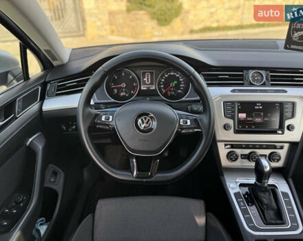 Сірий Фольксваген Пассат, об'ємом двигуна 1.6 л та пробігом 319 тис. км за 12200 $, фото 24 на Automoto.ua