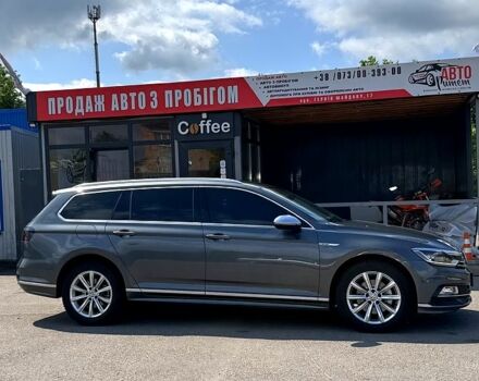 Серый Фольксваген Пассат, объемом двигателя 2 л и пробегом 323 тыс. км за 16900 $, фото 3 на Automoto.ua