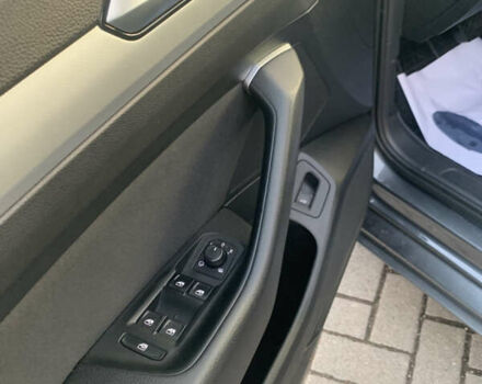 Серый Фольксваген Пассат, объемом двигателя 2 л и пробегом 276 тыс. км за 14200 $, фото 9 на Automoto.ua