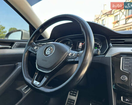 Серый Фольксваген Пассат, объемом двигателя 1.97 л и пробегом 275 тыс. км за 15999 $, фото 61 на Automoto.ua