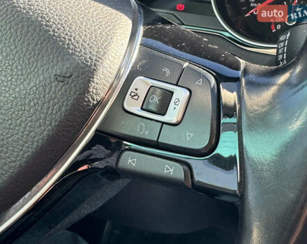 Сірий Фольксваген Пассат, об'ємом двигуна 1.6 л та пробігом 264 тис. км за 15800 $, фото 39 на Automoto.ua