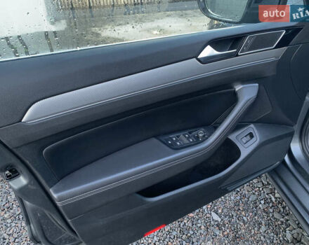 Сірий Фольксваген Пассат, об'ємом двигуна 2 л та пробігом 290 тис. км за 19700 $, фото 40 на Automoto.ua