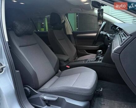 Сірий Фольксваген Пассат, об'ємом двигуна 1.97 л та пробігом 250 тис. км за 15490 $, фото 9 на Automoto.ua