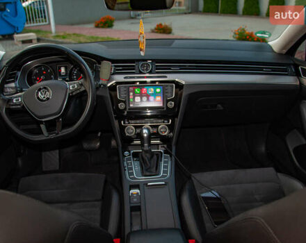 Фольксваген Пассат 2016 в Ужгороде на Automoto.ua Серый Фольксваген Пассат, объемом двигателя 1.97 л и пробегом 207 тыс. км за 18200 $, фото 26 на Automoto.ua