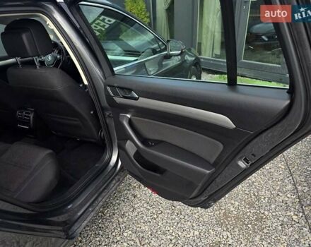 Сірий Фольксваген Пассат, об'ємом двигуна 2 л та пробігом 226 тис. км за 15499 $, фото 20 на Automoto.ua