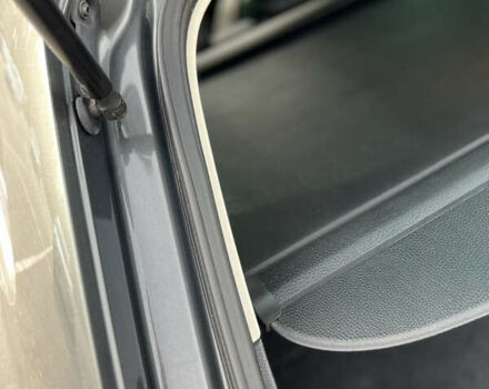 Серый Фольксваген Пассат, объемом двигателя 1.6 л и пробегом 265 тыс. км за 13200 $, фото 74 на Automoto.ua