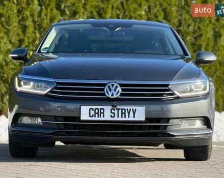 Сірий Фольксваген Пассат, об'ємом двигуна 2 л та пробігом 195 тис. км за 16999 $, фото 5 на Automoto.ua