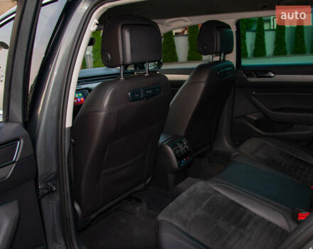 Фольксваген Пассат 2016 в Ужгороде на Automoto.ua Серый Фольксваген Пассат, объемом двигателя 1.97 л и пробегом 207 тыс. км за 18200 $, фото 27 на Automoto.ua