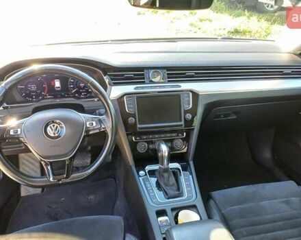 Серый Фольксваген Пассат, объемом двигателя 1.97 л и пробегом 277 тыс. км за 16900 $, фото 18 на Automoto.ua