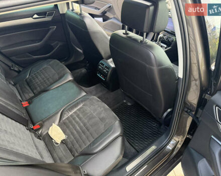 Сірий Фольксваген Пассат, об'ємом двигуна 1.97 л та пробігом 235 тис. км за 18200 $, фото 34 на Automoto.ua