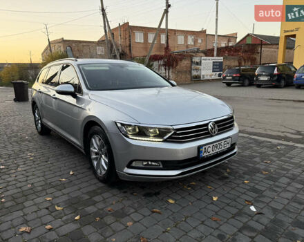 Серый Фольксваген Пассат, объемом двигателя 1.6 л и пробегом 237 тыс. км за 12800 $, фото 2 на Automoto.ua