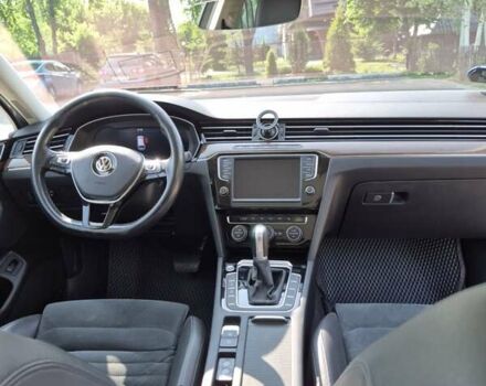 Серый Фольксваген Пассат, объемом двигателя 1.97 л и пробегом 267 тыс. км за 19000 $, фото 23 на Automoto.ua