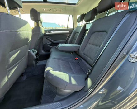 Серый Фольксваген Пассат, объемом двигателя 2 л и пробегом 195 тыс. км за 16999 $, фото 51 на Automoto.ua