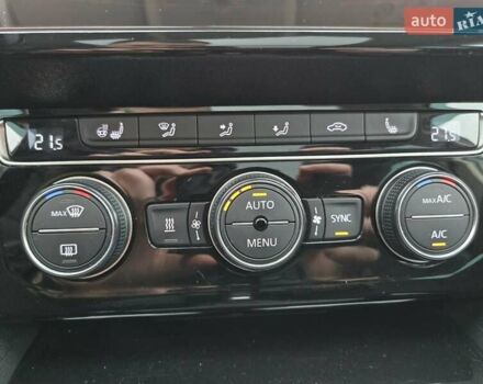 Серый Фольксваген Пассат, объемом двигателя 1.97 л и пробегом 198 тыс. км за 25000 $, фото 77 на Automoto.ua