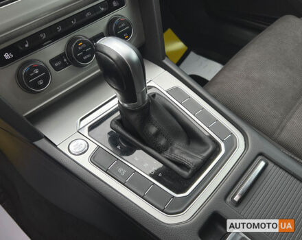 Серый Фольксваген Пассат, объемом двигателя 2 л и пробегом 275 тыс. км за 13990 $, фото 18 на Automoto.ua