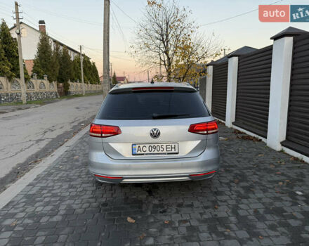 Серый Фольксваген Пассат, объемом двигателя 1.6 л и пробегом 237 тыс. км за 12800 $, фото 11 на Automoto.ua