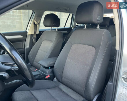 Серый Фольксваген Пассат, объемом двигателя 1.6 л и пробегом 262 тыс. км за 11800 $, фото 29 на Automoto.ua