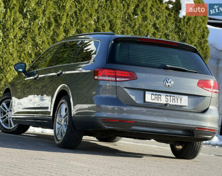 Серый Фольксваген Пассат, объемом двигателя 2 л и пробегом 195 тыс. км за 16999 $, фото 66 на Automoto.ua