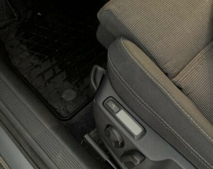 Серый Фольксваген Пассат, объемом двигателя 2 л и пробегом 276 тыс. км за 14200 $, фото 13 на Automoto.ua