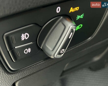 Серый Фольксваген Пассат, объемом двигателя 1.6 л и пробегом 263 тыс. км за 13500 $, фото 13 на Automoto.ua