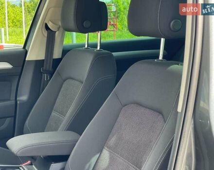 Серый Фольксваген Пассат, объемом двигателя 1.8 л и пробегом 165 тыс. км за 15500 $, фото 16 на Automoto.ua