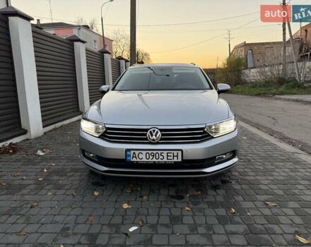 Серый Фольксваген Пассат, объемом двигателя 1.6 л и пробегом 237 тыс. км за 12800 $, фото 4 на Automoto.ua