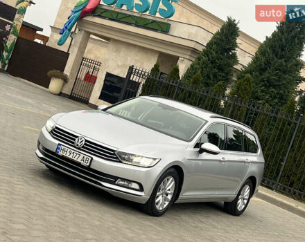 Серый Фольксваген Пассат, объемом двигателя 1.6 л и пробегом 263 тыс. км за 13500 $, фото 2 на Automoto.ua