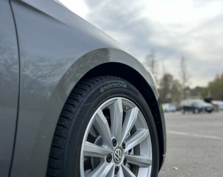 Серый Фольксваген Пассат, объемом двигателя 1.6 л и пробегом 265 тыс. км за 13200 $, фото 7 на Automoto.ua