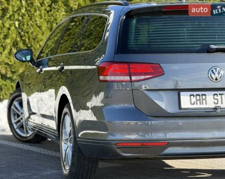 Серый Фольксваген Пассат, объемом двигателя 2 л и пробегом 195 тыс. км за 16999 $, фото 69 на Automoto.ua